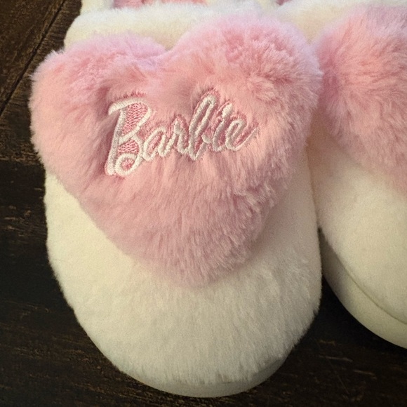 Barbie white and pink bow memory foam slippers - Picture 2 of 8